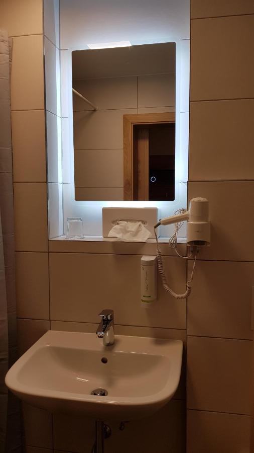 ויילר-זימרברג Braustueble Und Hotel Zur Post מראה חיצוני תמונה